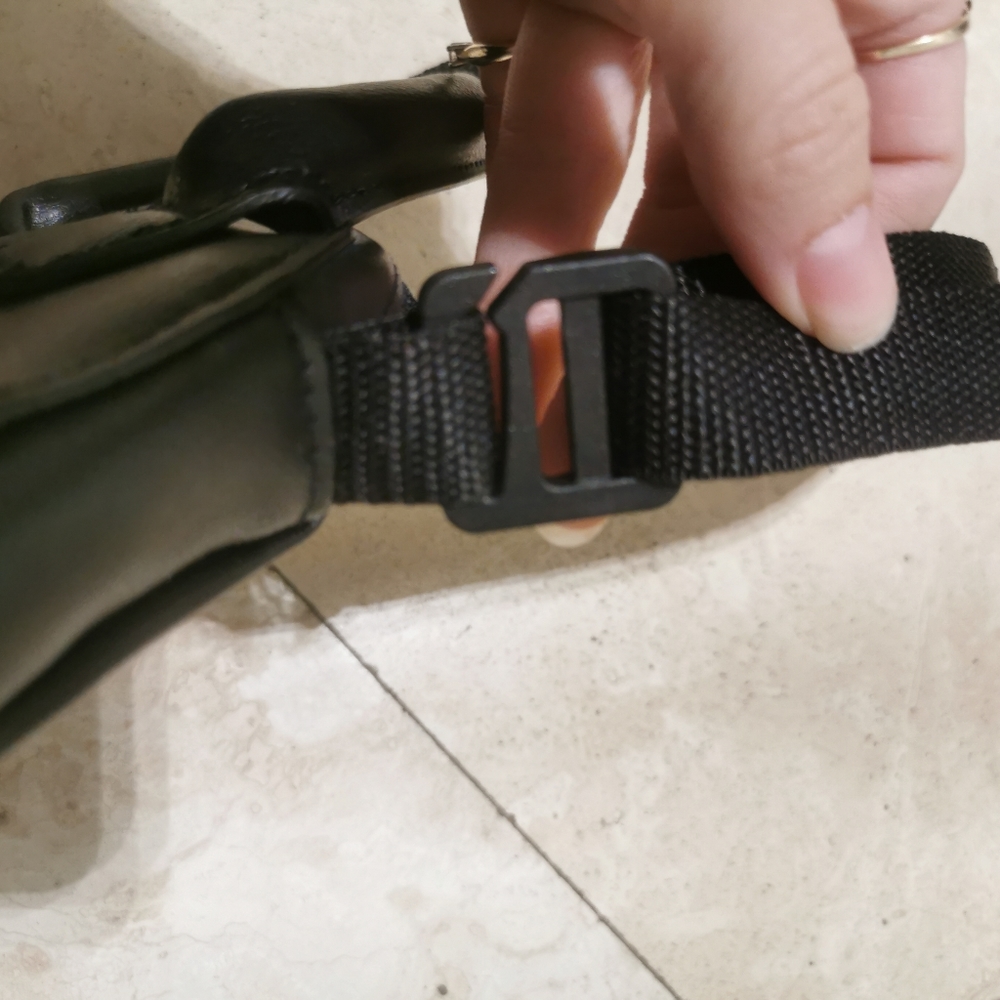Adidas small shoulder bag - Picture 3 of 8